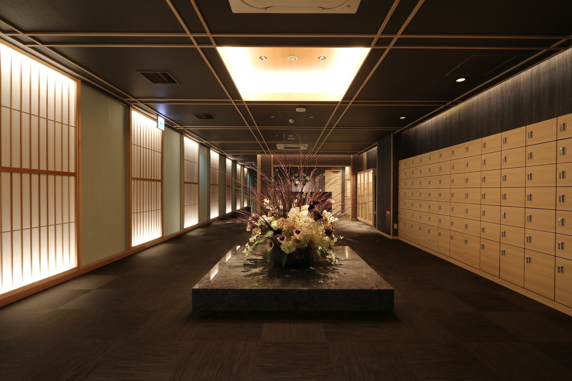 J-ship大阪难波客舱胶囊旅馆 3*